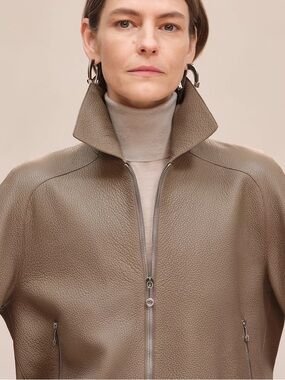 Hermes Gris Étaupe Short jacket in washed deerskin (100% deerskin) size 38